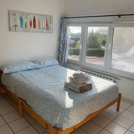 Due Passi Dal Mare Apartment *